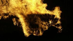 pyre-1629895543