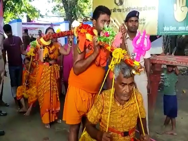 कलियुग के श्रवण कुमार